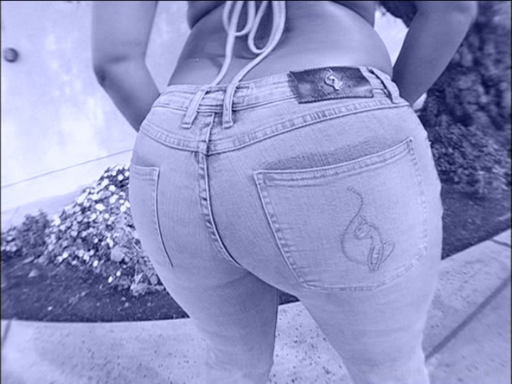 Hot Amateur with Big Butt Fucking a Black Guy
