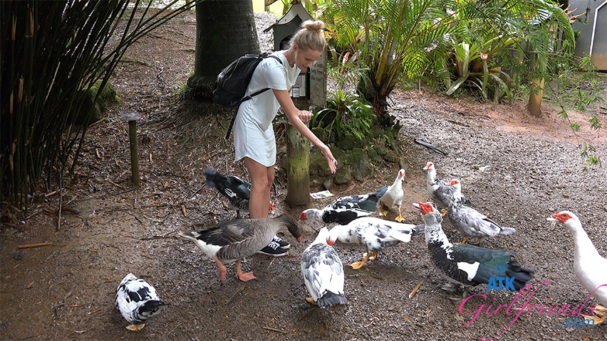 Emma Flashes You on the Road to Hana