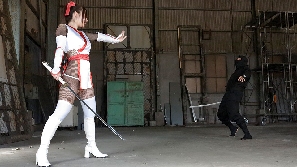 Maria Ono Is the Prisoner of Two Ninjas