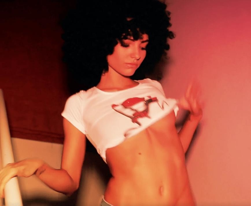 Caprice Divas - Funky Sapphira