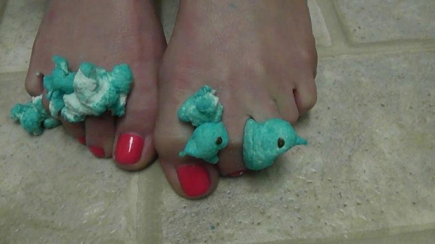 Roxie Crushes Her Easter Peeps