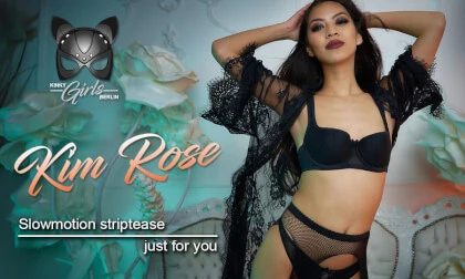Slowmotion Striptease Just for You