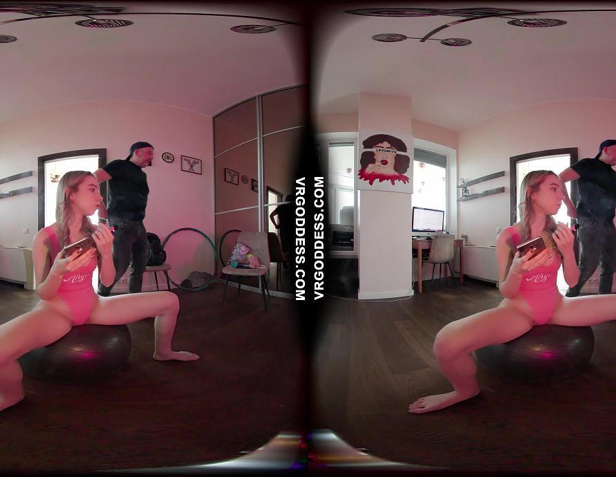Kitty Kate Working Out Nude with Alot of Behind the Scenes BTS