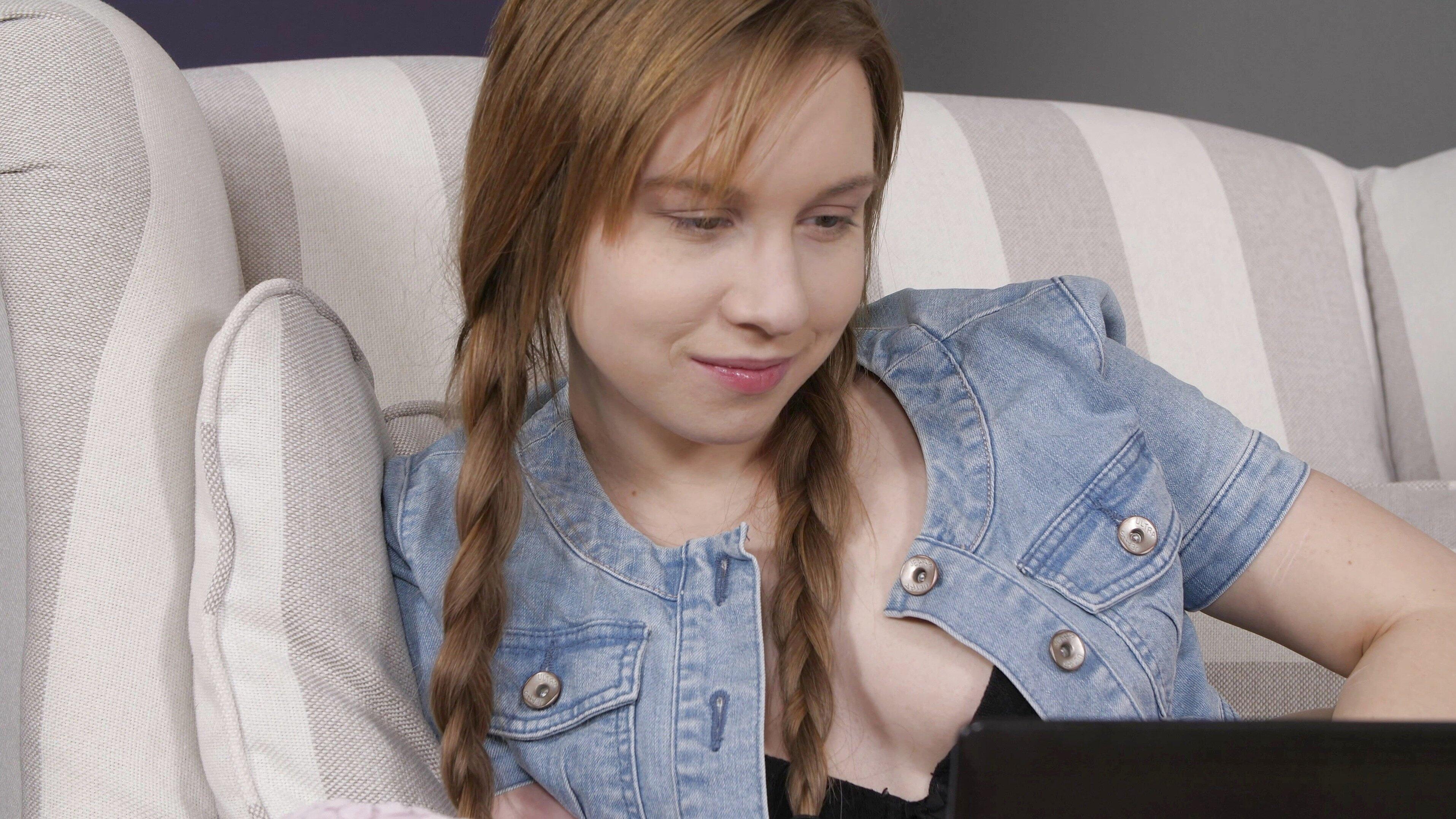 Little Cutie Alice Klay Has Her Pussy Jackhammered Hard!
